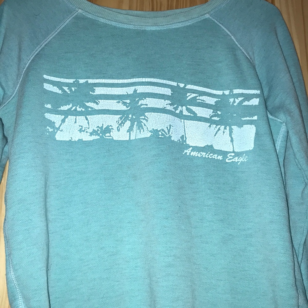 American Eagle crew neck